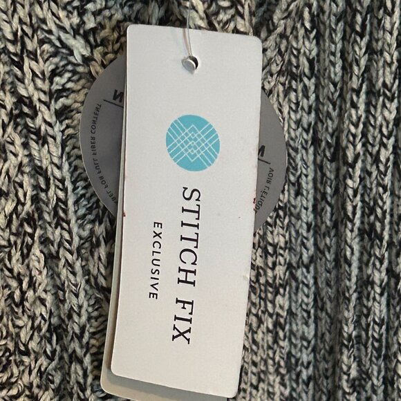 Stitch Fix Exclusive RD Style sleeved drape sweater with leather neck strap, new - Picture 4 of 5
